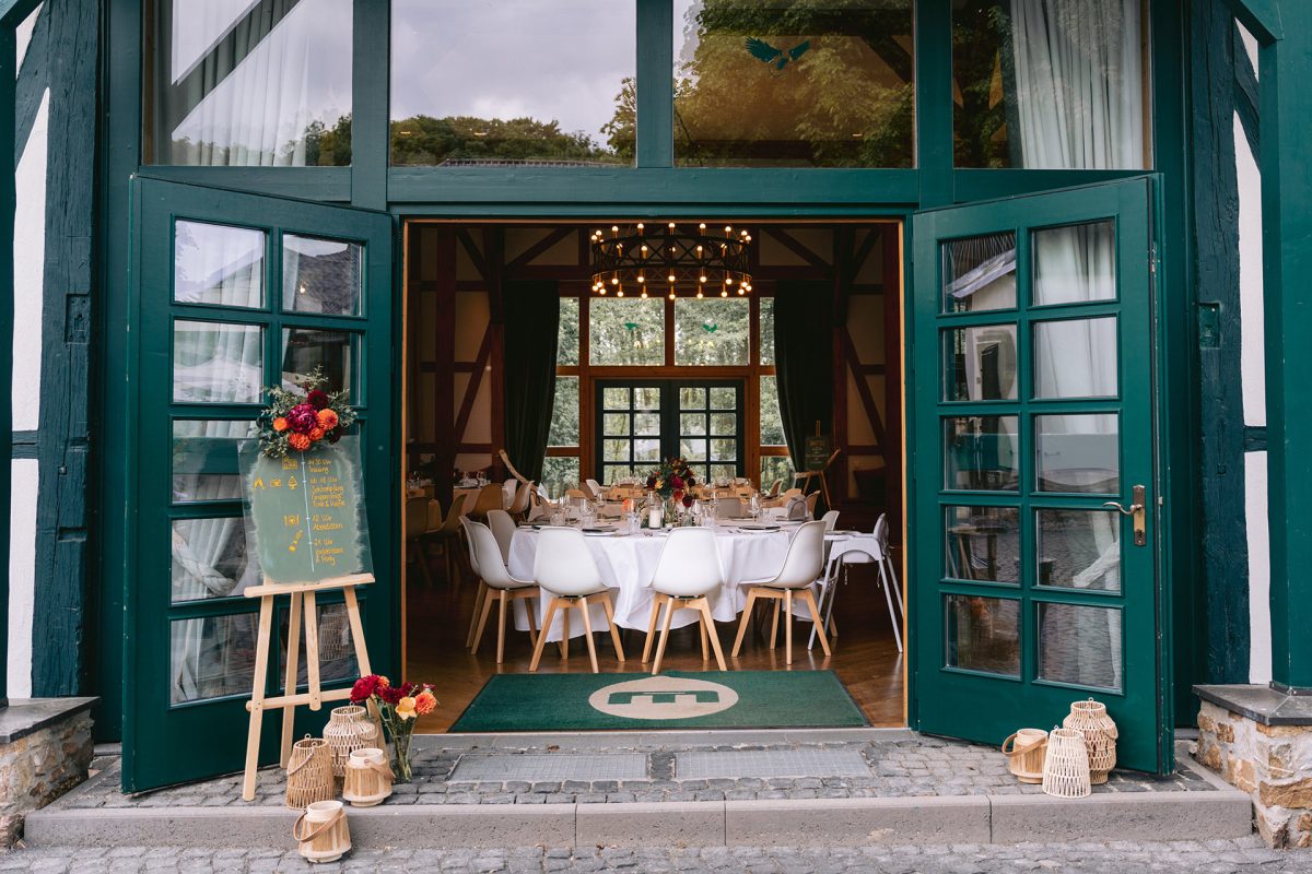 Hochzeitsfotograf Frankfurt Hochzeit Hofgut Mappen